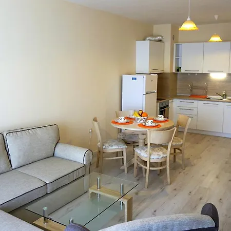 саут на плажа 2 - South On The 2 Appartement Varna